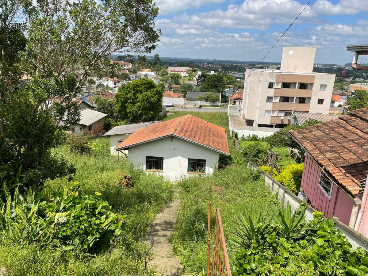 imóvel Casa de Alvenaria com 70 m2, lote 850 m2 - Rua João Tomachitz  1610 - Jardim Esperança