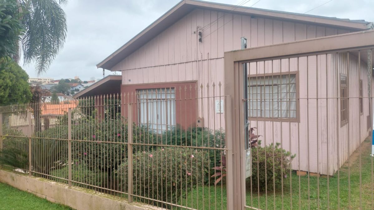 imóvel Vende-se Casa no Centro de Canoinhas - SC