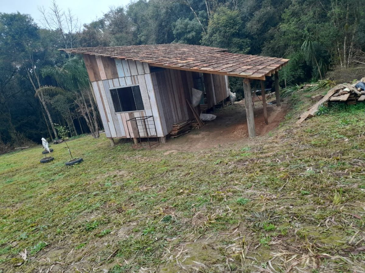 imóvel A VENDA - Pequena chacara pertinho da cidade