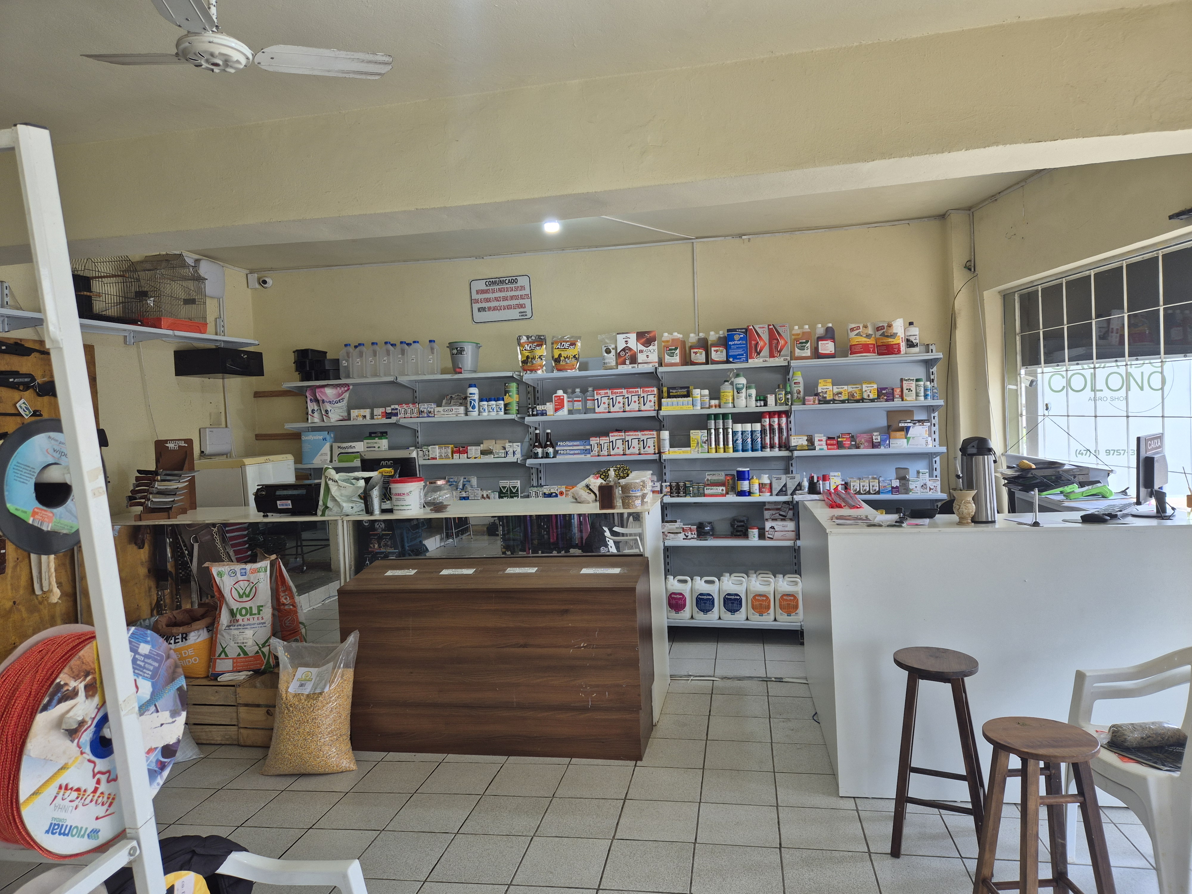 Imagem do A VENDA - Sala e Ponto Comercial (Agropecuária) no Centro Rua Major Vieira 1220 - Canoinhas