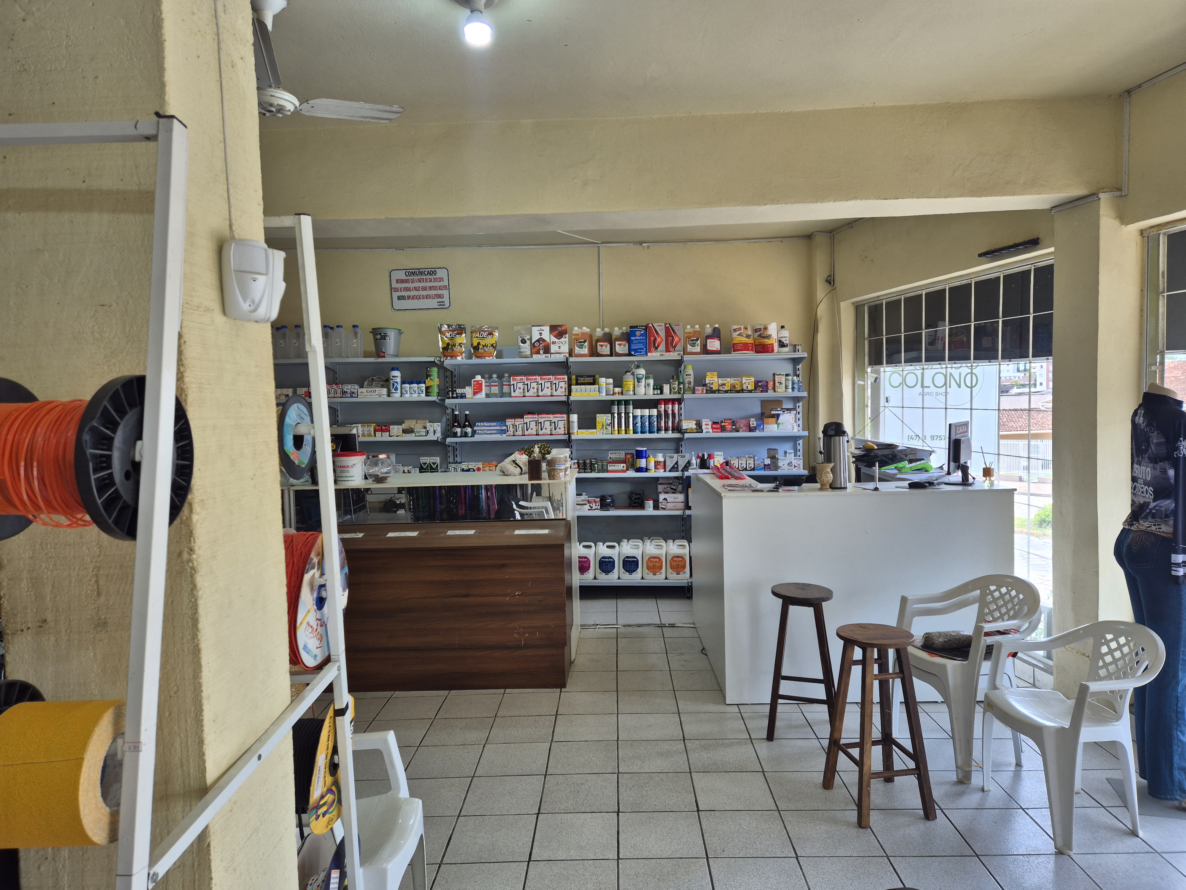 Imagem do A VENDA - Sala e Ponto Comercial (Agropecuária) no Centro Rua Major Vieira 1220 - Canoinhas