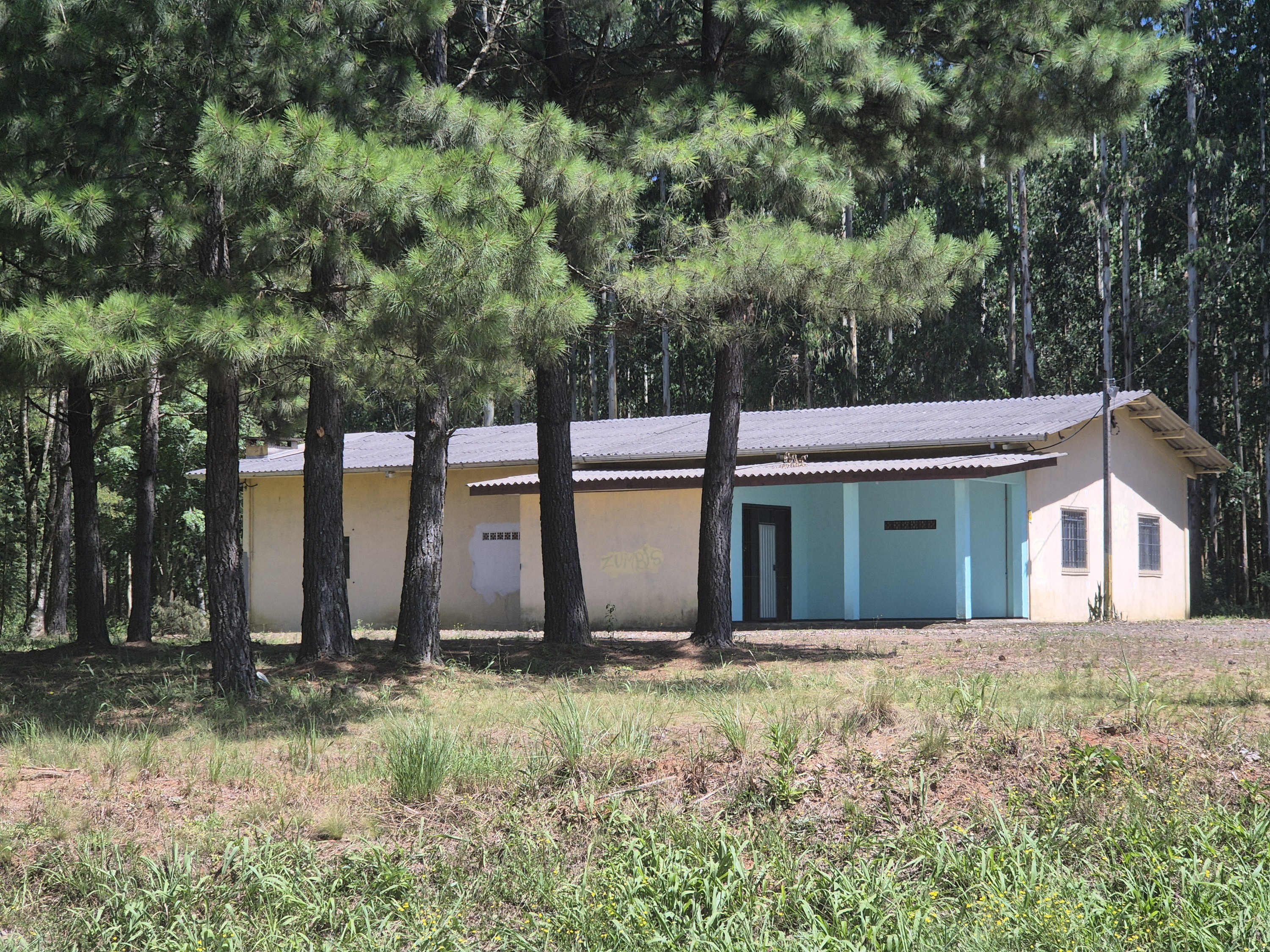 Imagem do Terreno com 3.150 m2- e Barracão com 300 m2  - Km 6 - Frente para SC 303 - Trevo.