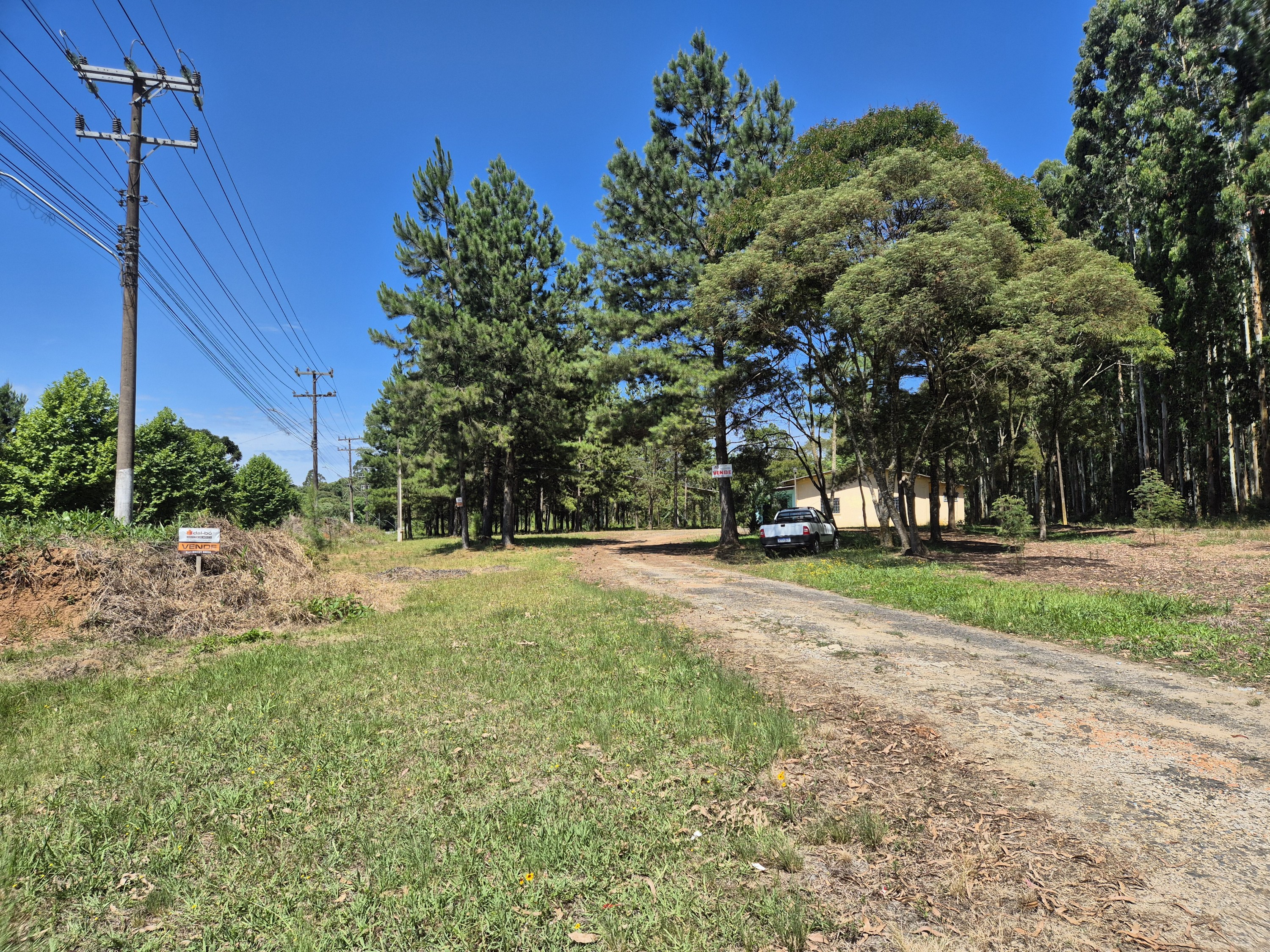 Imagem do Terreno com 3.150 m2- e Barracão com 300 m2  - Km 6 - Frente para SC 303 - Trevo.