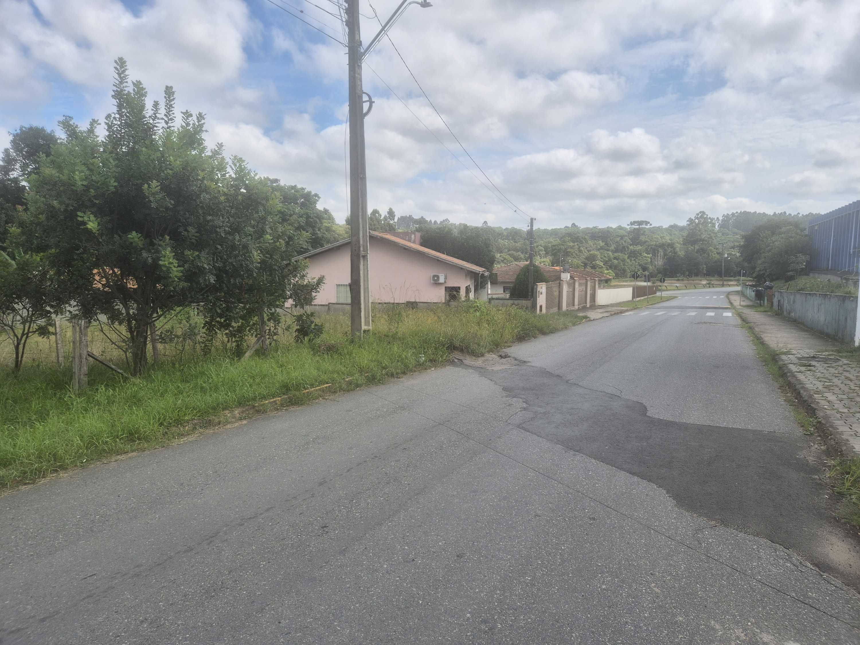 Imagem do A Venda - Lote com 512 m2 (13.5 Frente X 43,8 Fundos) frente asfaltada -Bairro  Piedade