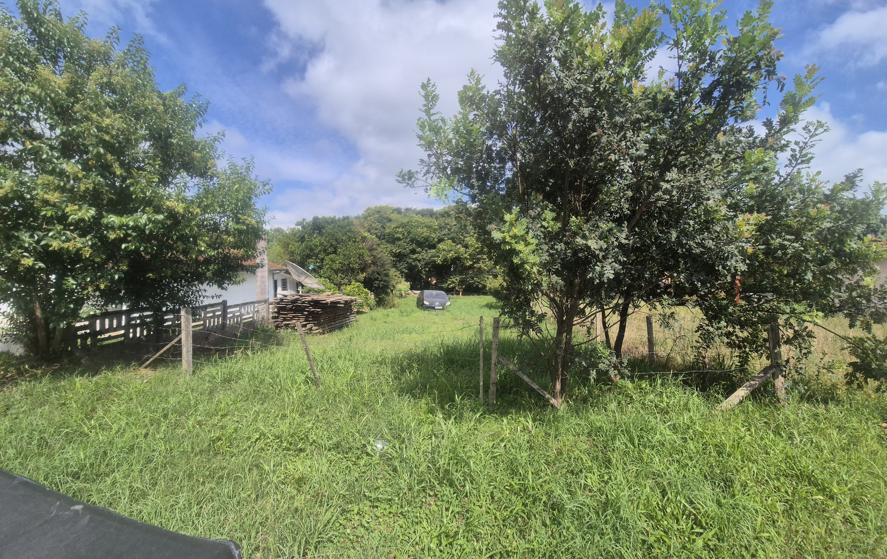 Imagem do A Venda - Lote com 512 m2 (13.5 Frente X 43,8 Fundos) frente asfaltada -Bairro  Piedade