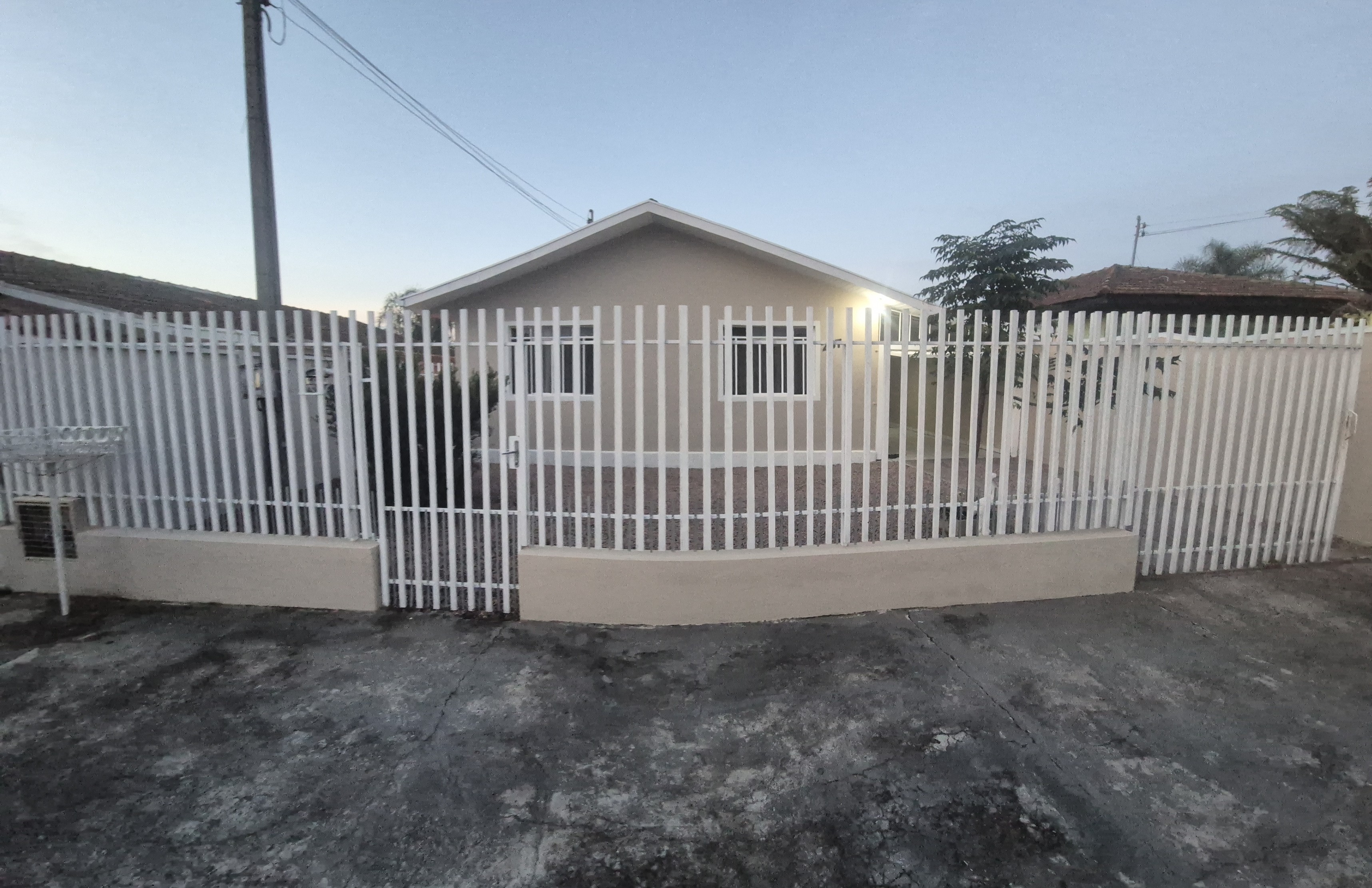 Imagem do Casa em Alvenaria com aproximadamente 120 m2 - Bairro Campo da Água Verde