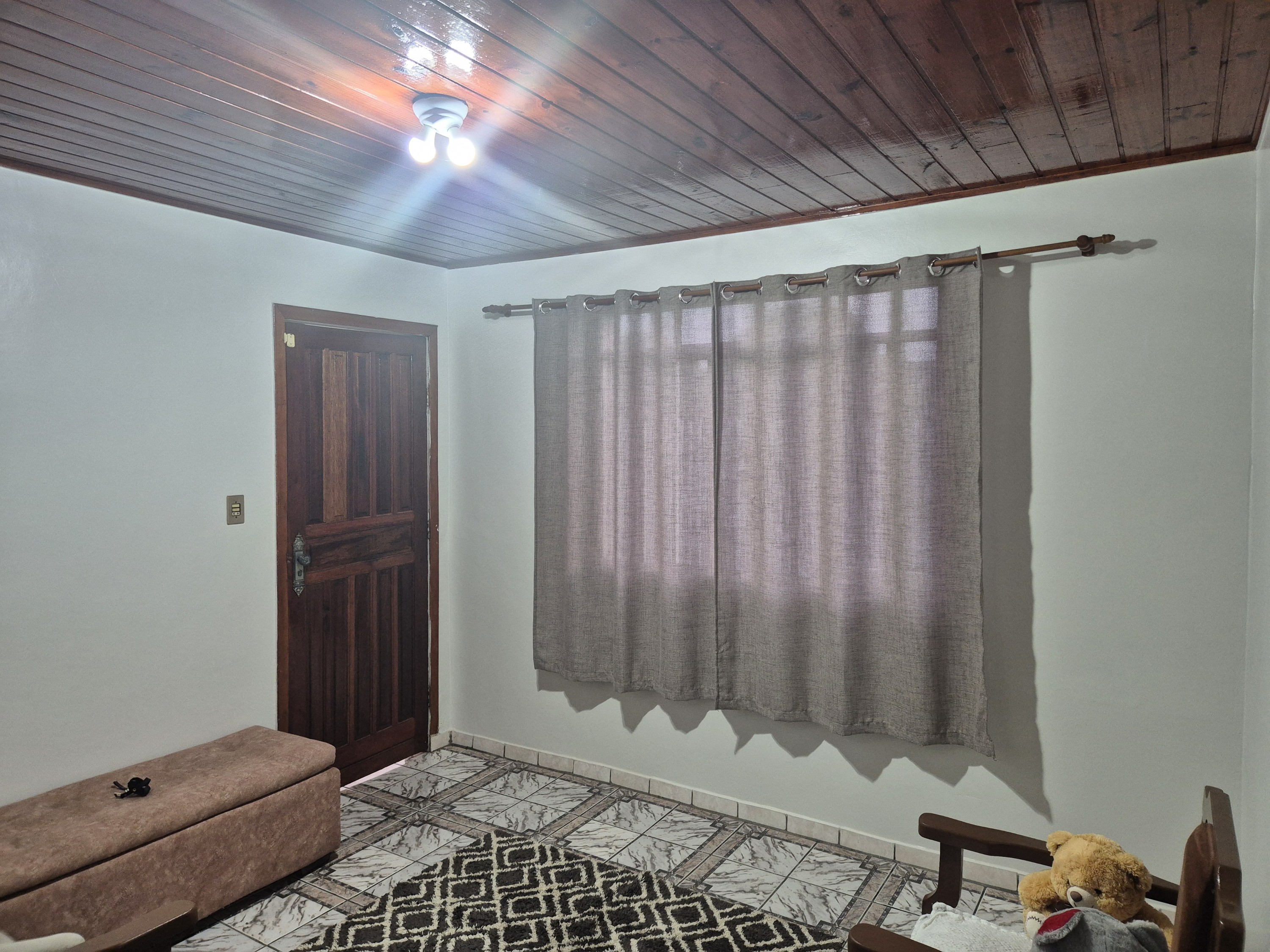 Imagem do Casa em Alvenaria com aproximadamente 120 m2 - Bairro Campo da Água Verde