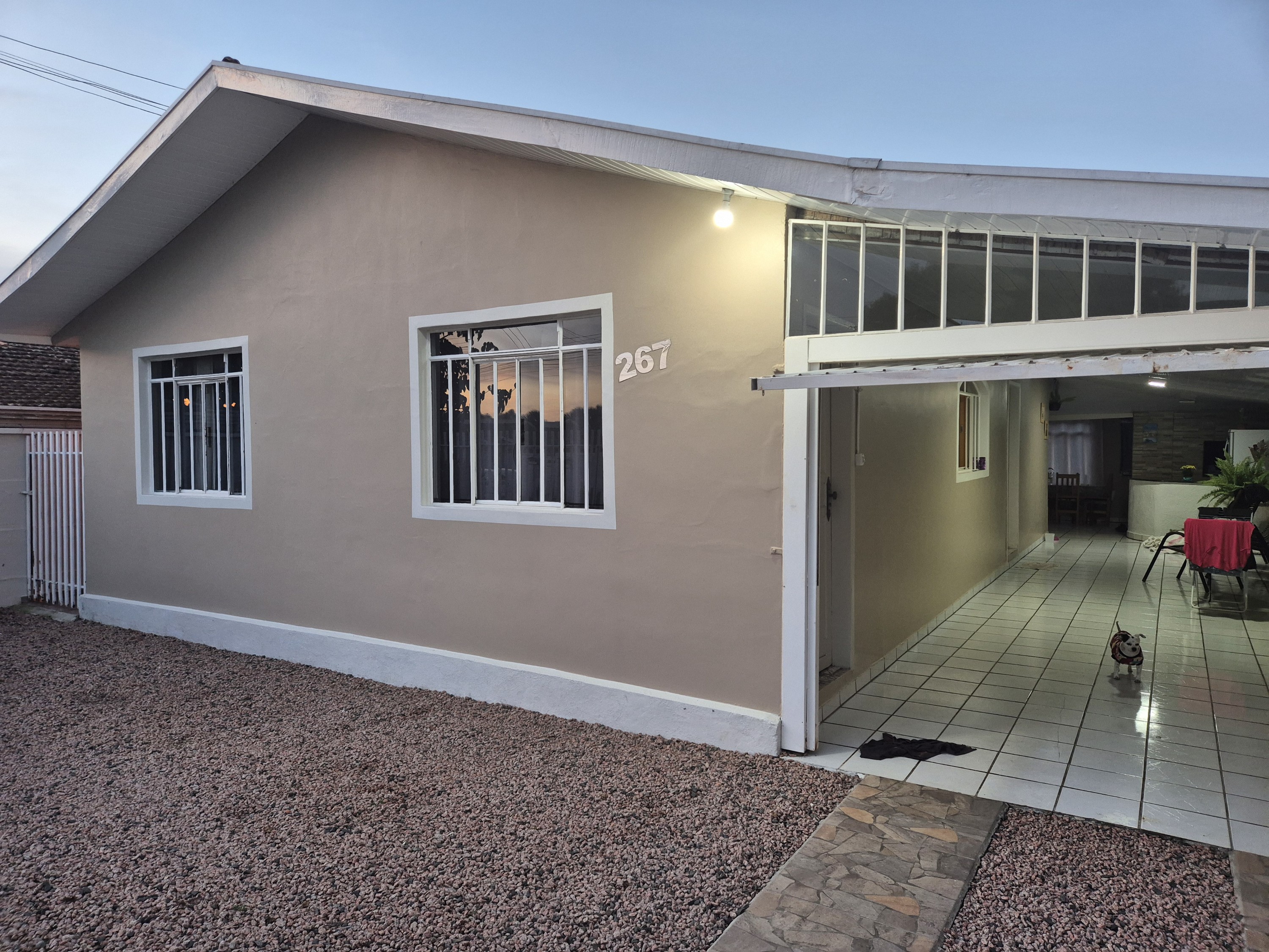 Imagem do Casa em Alvenaria com aproximadamente 120 m2 - Bairro Campo da Água Verde