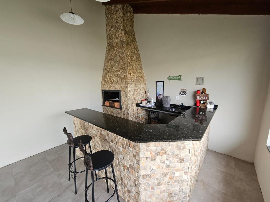 Imagem do A VENDA - Casa em Alvenaria 133 m2 - Edícula em alvenaria com 60 m2 - Terreno 562 m2