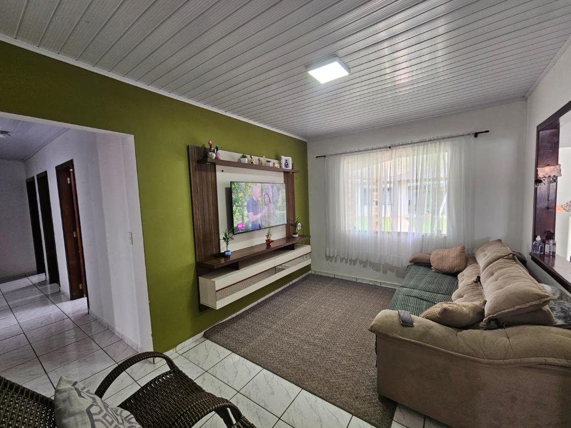 Imagem do A VENDA - Casa em Alvenaria 133 m2 - Edícula em alvenaria com 60 m2 - Terreno 562 m2