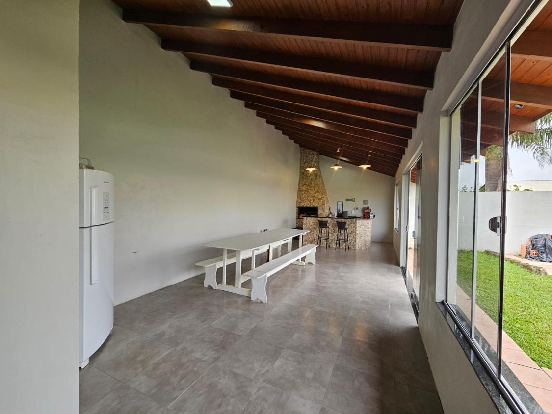 Imagem do A VENDA - Casa em Alvenaria 133 m2 - Edícula em alvenaria com 60 m2 - Terreno 562 m2
