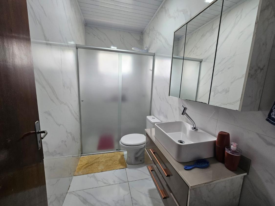 Imagem do A VENDA - Casa em Alvenaria 133 m2 - Edícula em alvenaria com 60 m2 - Terreno 562 m2