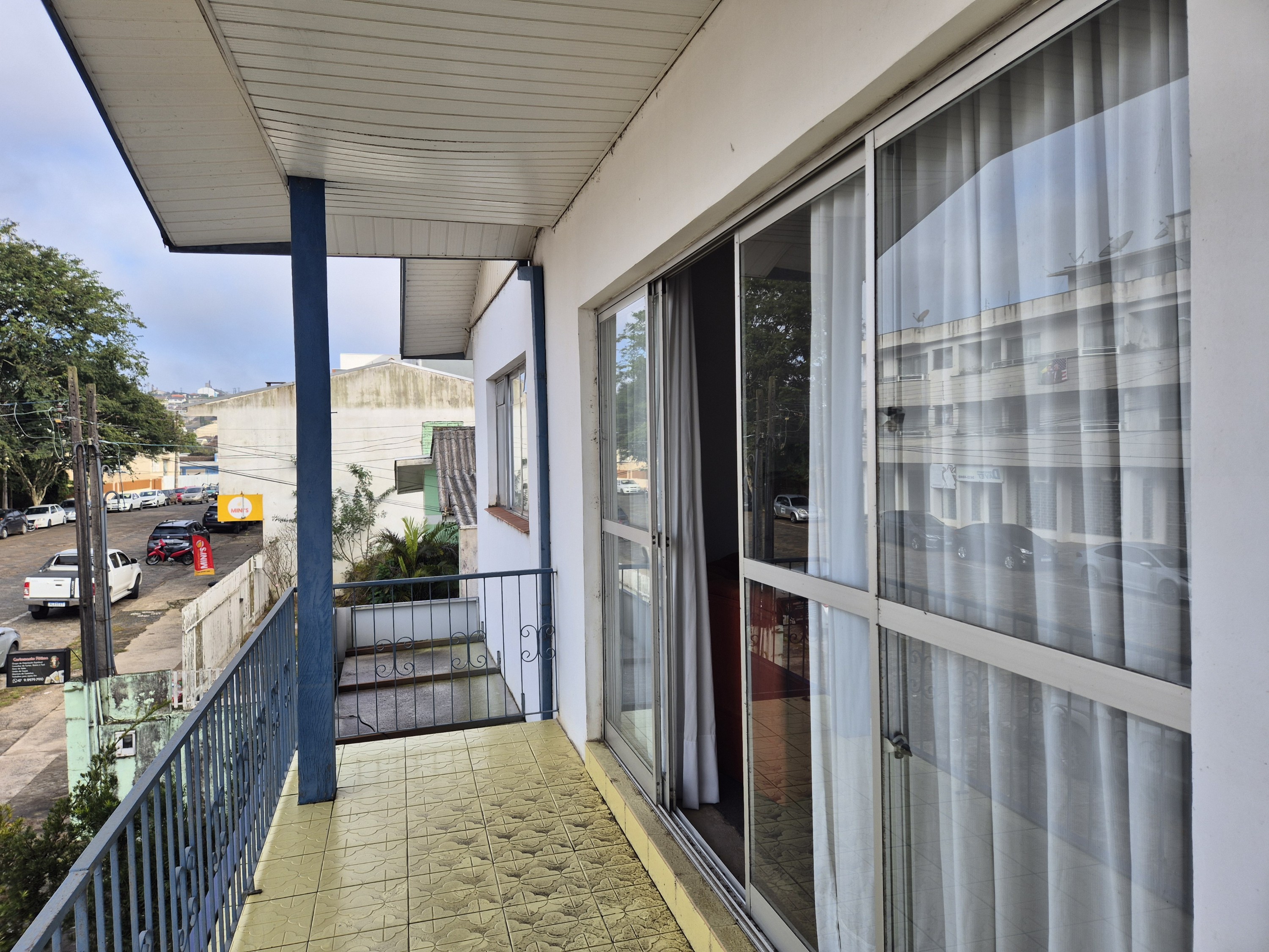 Imagem do A Venda - Sobrado Residencial e Comercial com 420 m2