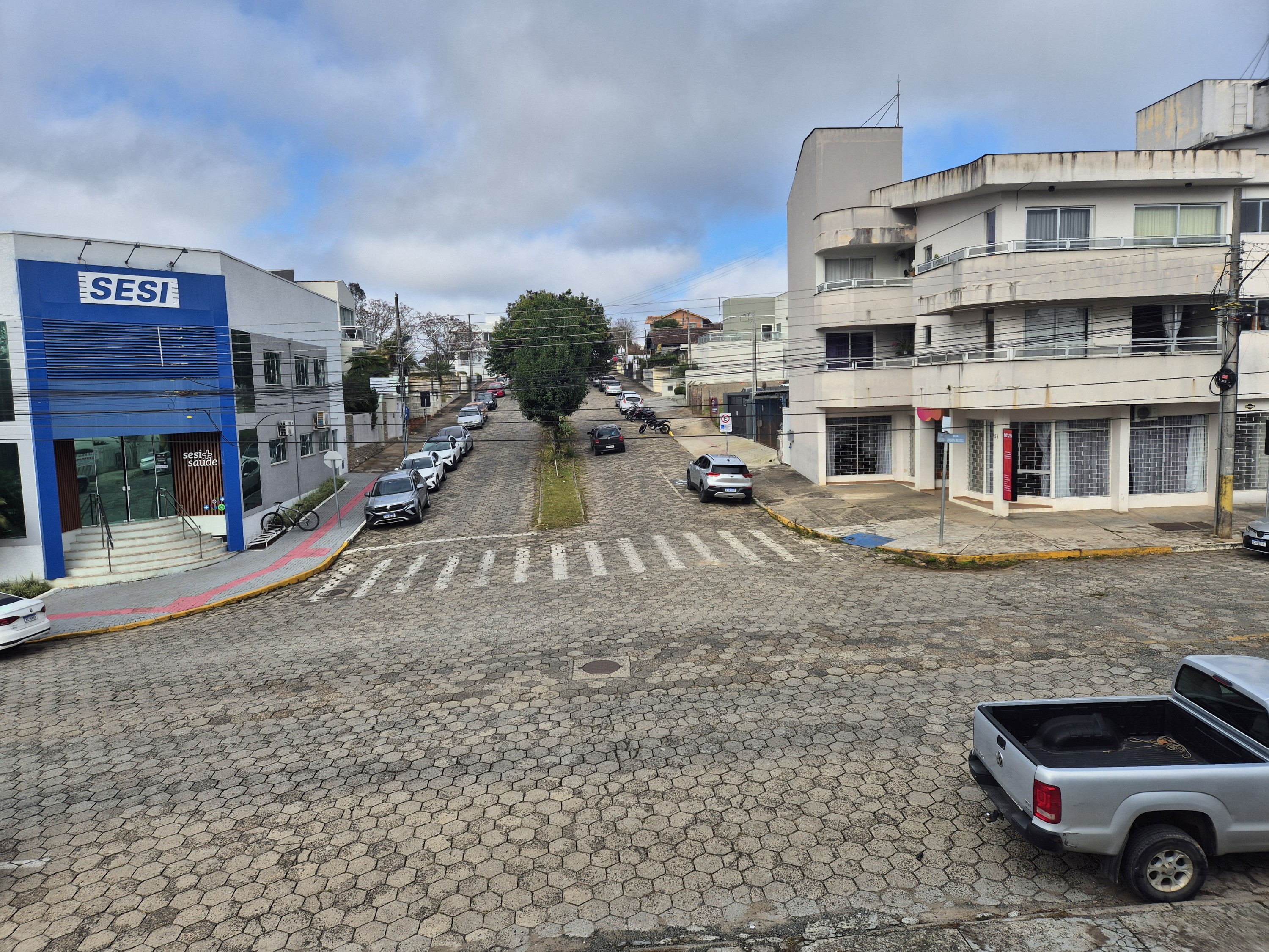 Imagem do A Venda - Sobrado Residencial e Comercial com 420 m2
