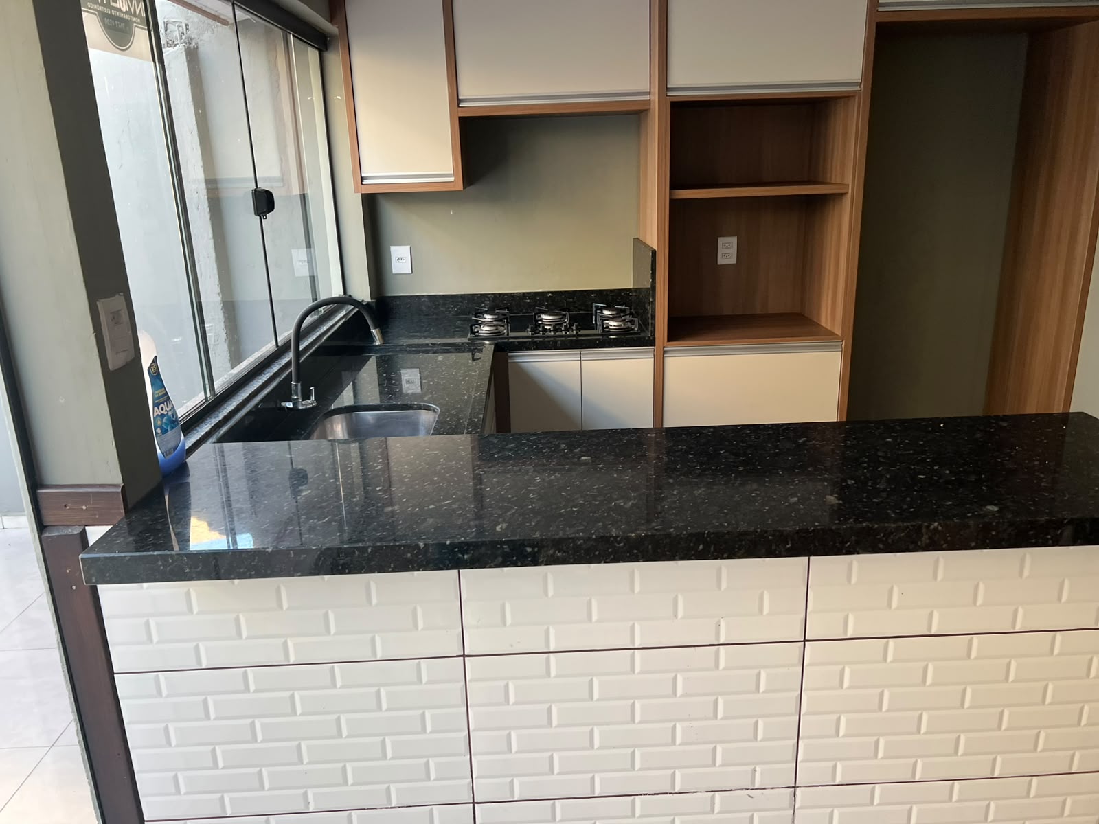 Imagem do A Venda - Barracão 130 m2 e casa 45 m2 - SC 477