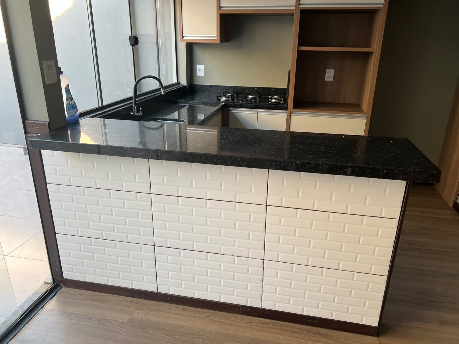 Imagem do A Venda - Barracão 130 m2 e casa 45 m2 - SC 477