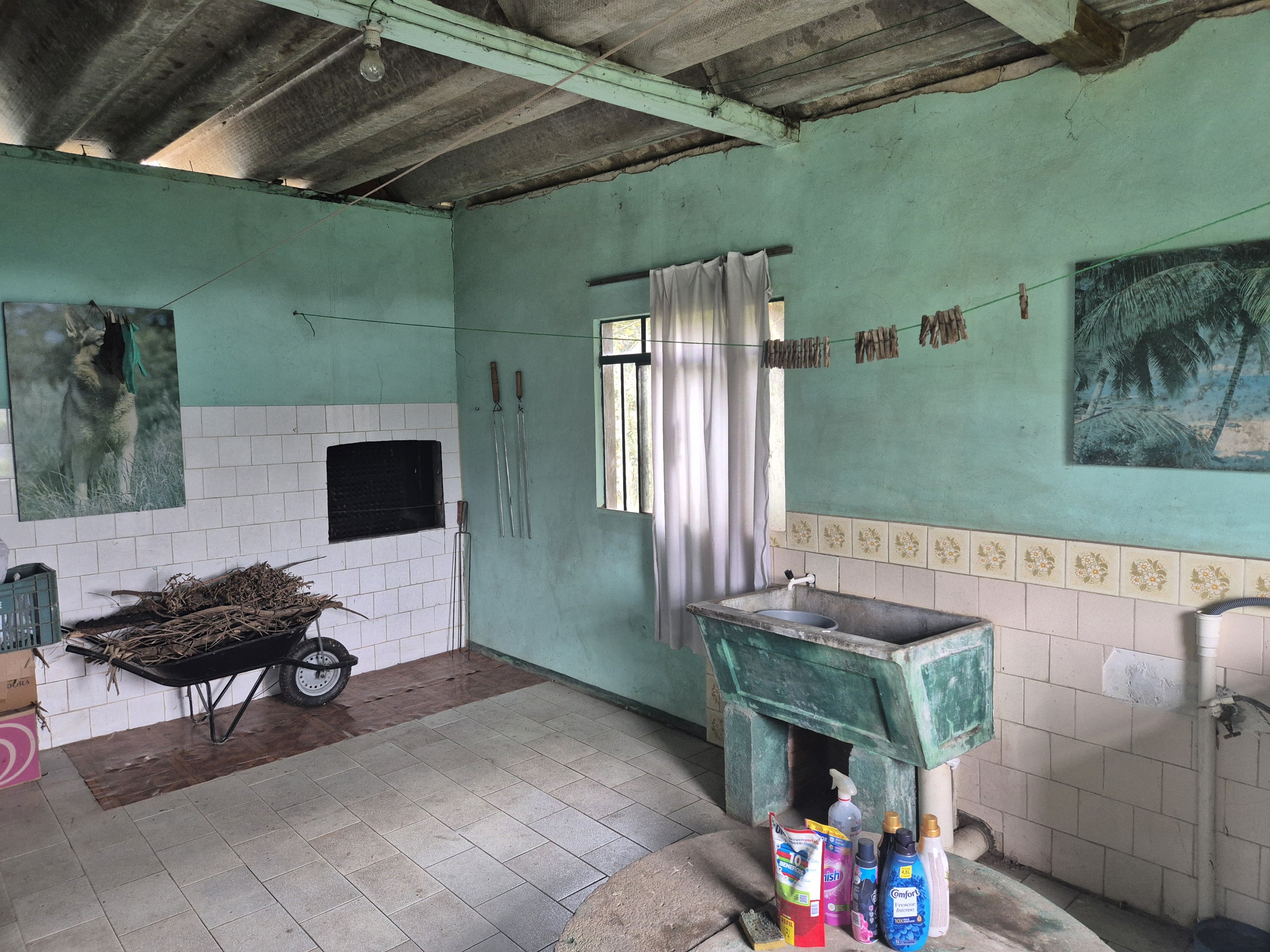 Imagem do A VENDA - CASA MISTA, DE ESQUINA RUAS ASFALTADAS - R ARTUR BURGART 100