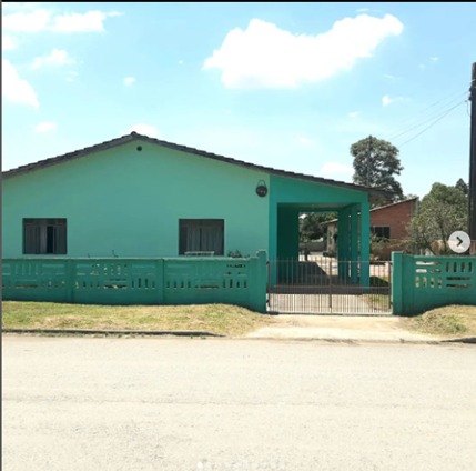 Imagem do Casa em Alvenaria 181 m2 - Terreno 800 m2 Churrasqueira 35 m2 - Bairro Agua Verde