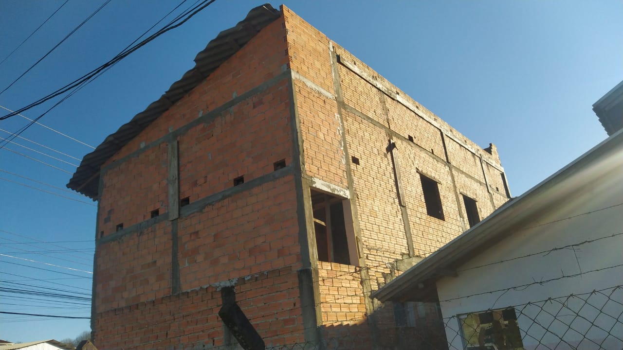 Imagem doSobrado Comercial e Casa em Alvenaria frente para Avenida Abraão Mussi - São Cristóvão