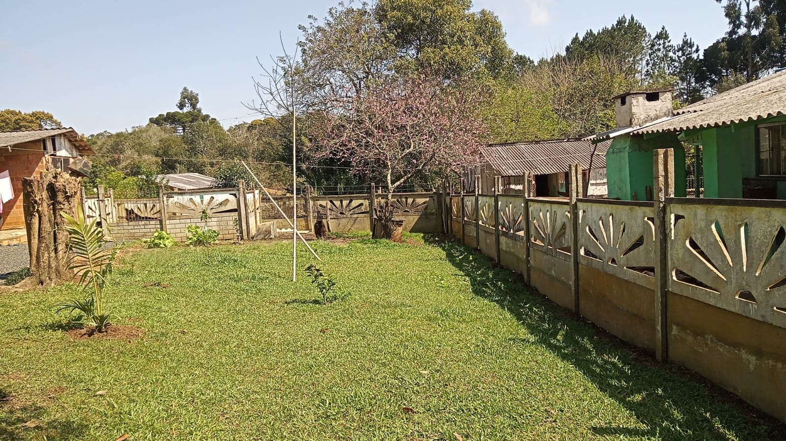 Imagem doCasa mista com 80 m2 e terreno com 1.901,00 m2 em São João dos Cavalheiros