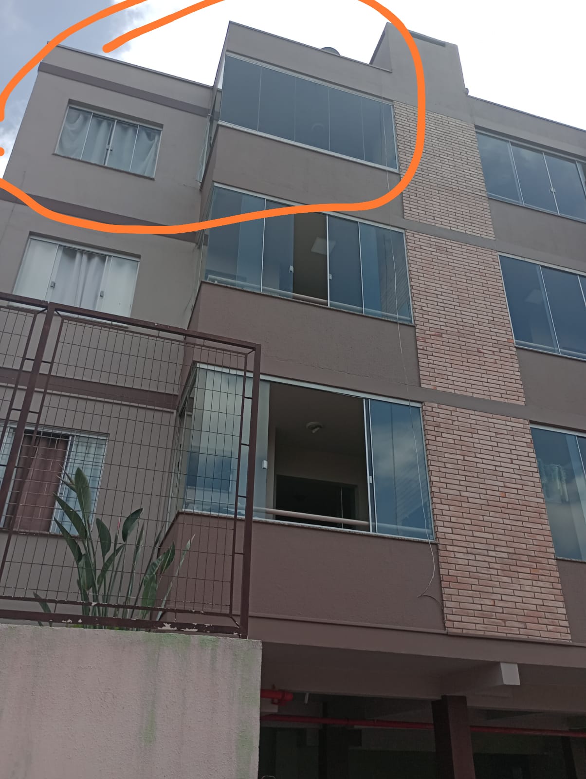 Imagem do Apartamento com 60 m2 Edificio Saint Antoine - Atrás Mercado Bom Dia 1