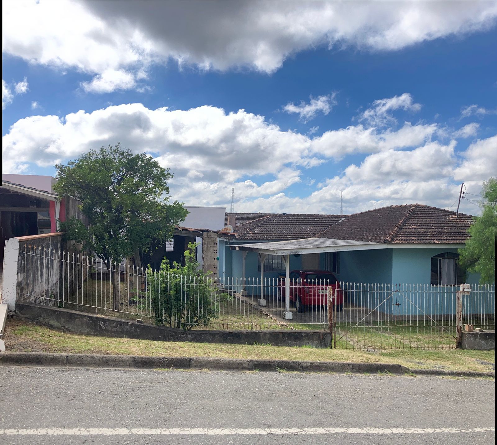 Imagem doCasa de Alvenaria com 100 m2 de esquina  - terreno com 450 m2 - Bairro Jardim Esperança