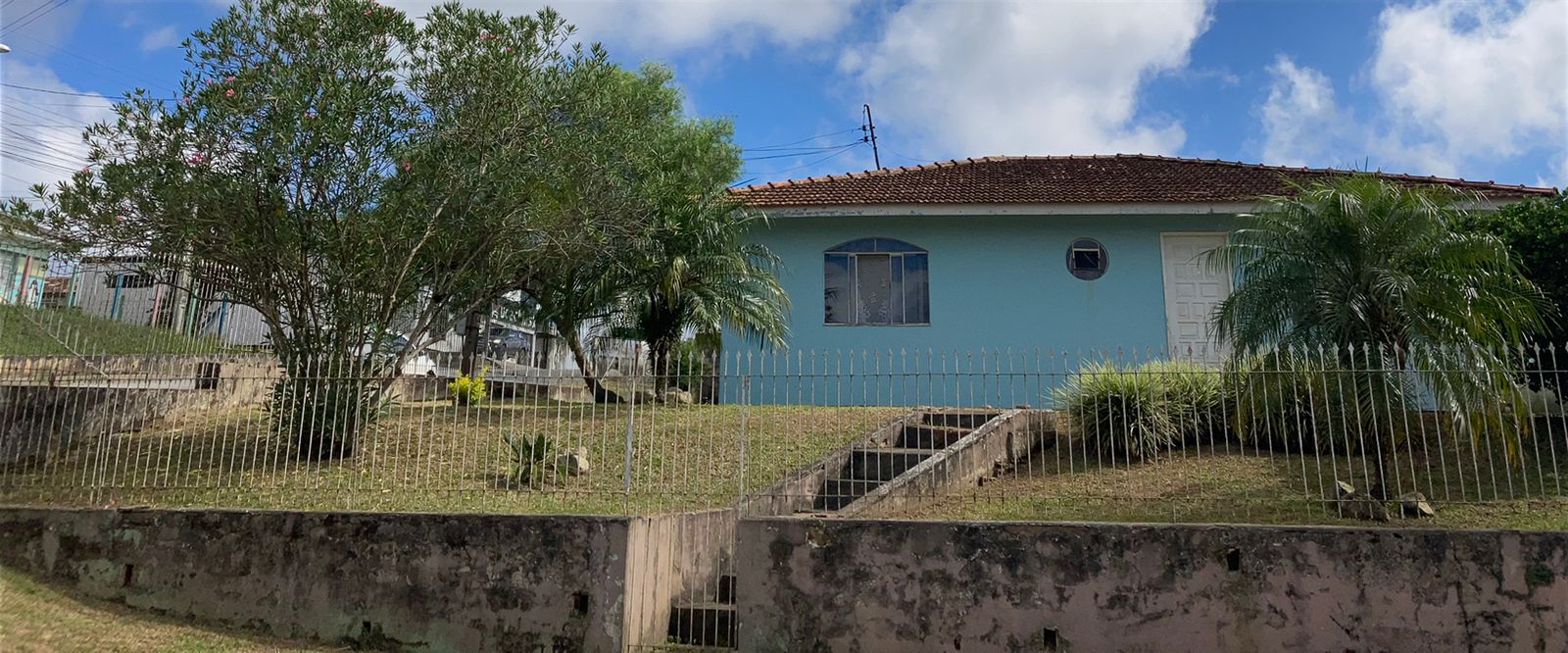 Imagem doCasa de Alvenaria com 100 m2 de esquina  - terreno com 450 m2 - Bairro Jardim Esperança