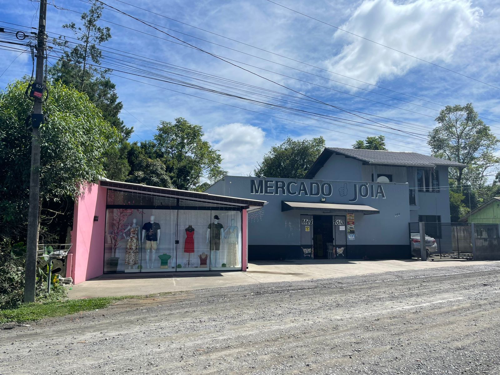 Imagem do Mercado - Lanchonete  e casa dois pavimentos nova no mesmo terreno