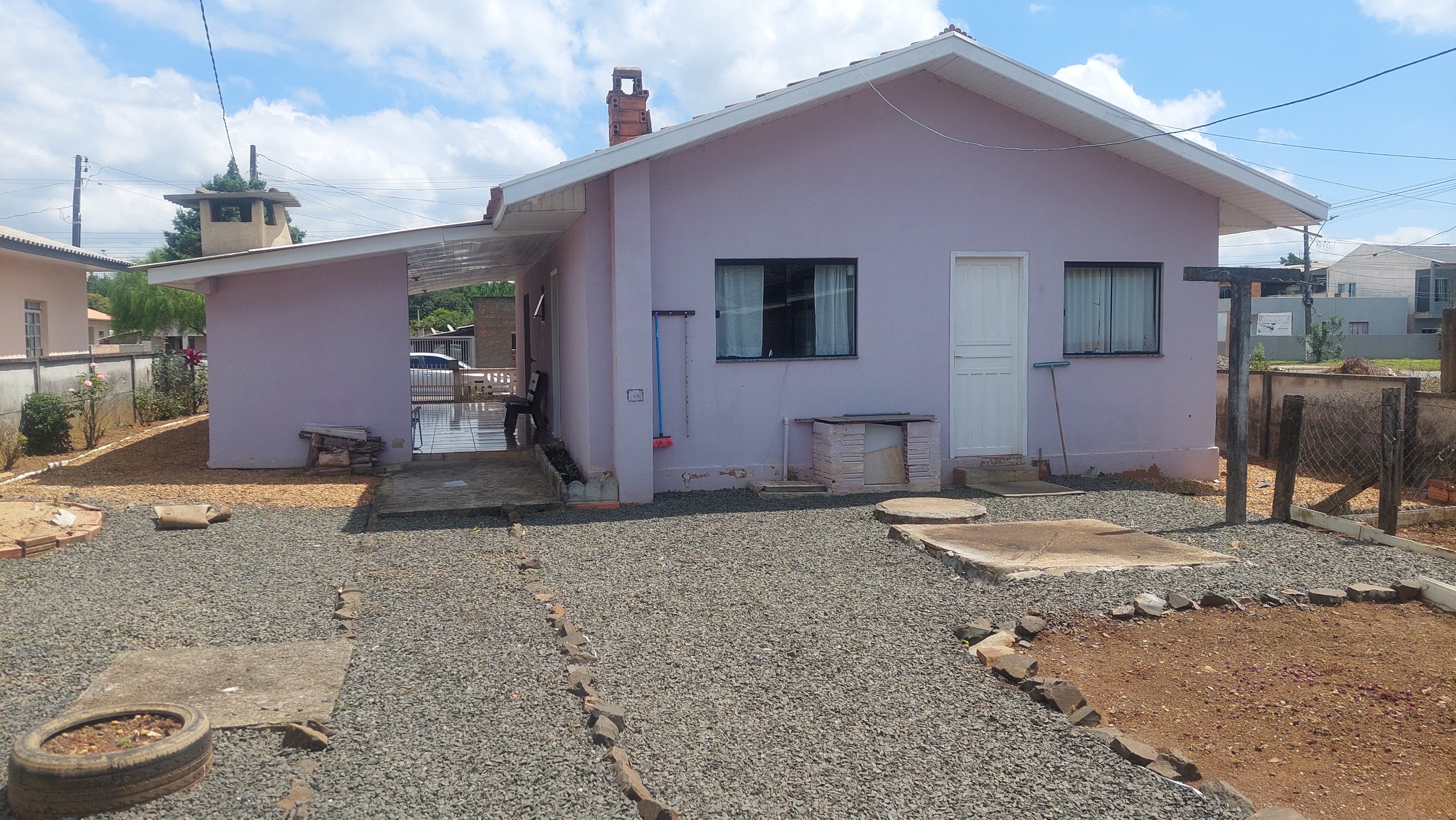 Imagem doCasa em Alvenaria com 100 m2 + Casa em Madeira nos fundos com 60 m2