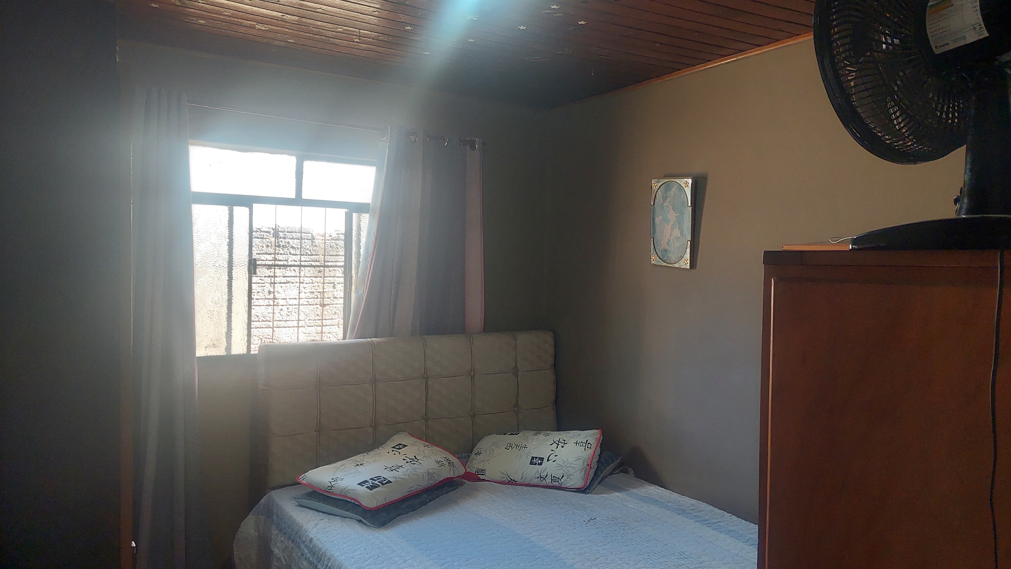 Imagem doCasa em Alvenaria com 216 m2 -terreno 820 m2 - Bairro Campo da Agua Verde
