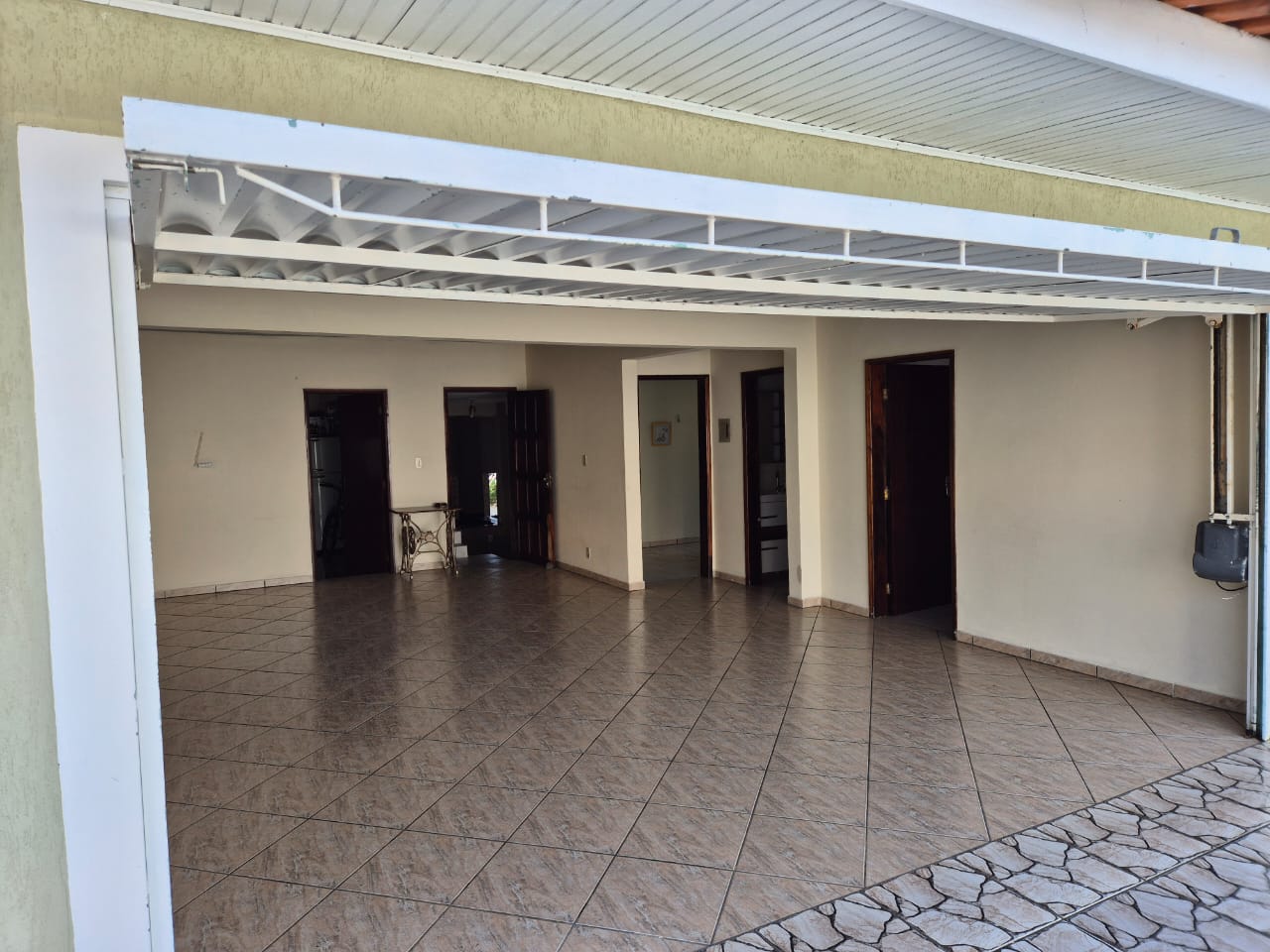 Imagem do A VENDA _ Casa de Alvenaria 2 pisos - com 230 m2 - Bairro Alto das Palmeiras