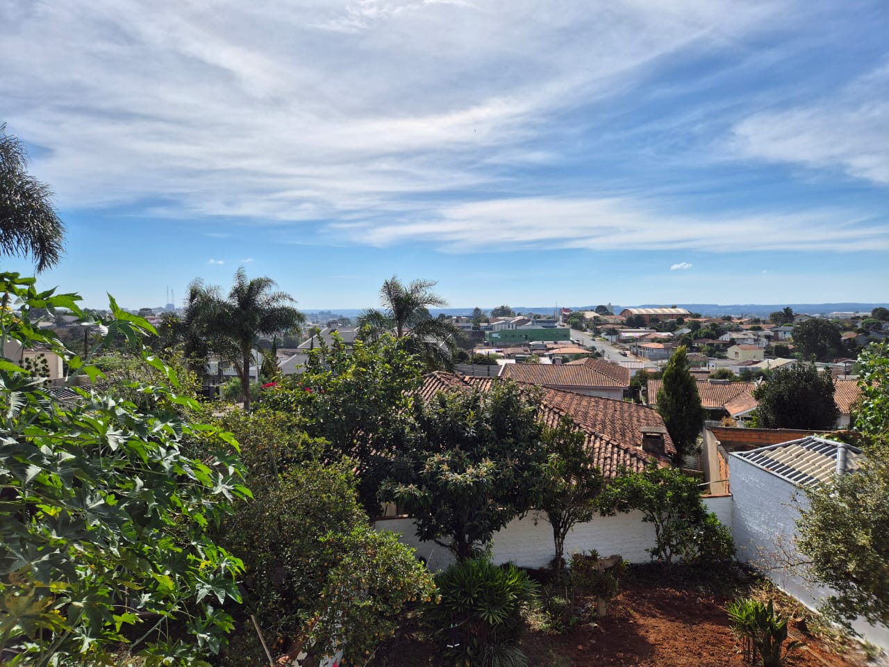 Imagem do A VENDA _ Casa de Alvenaria 2 pisos - com 230 m2 - Bairro Alto das Palmeiras