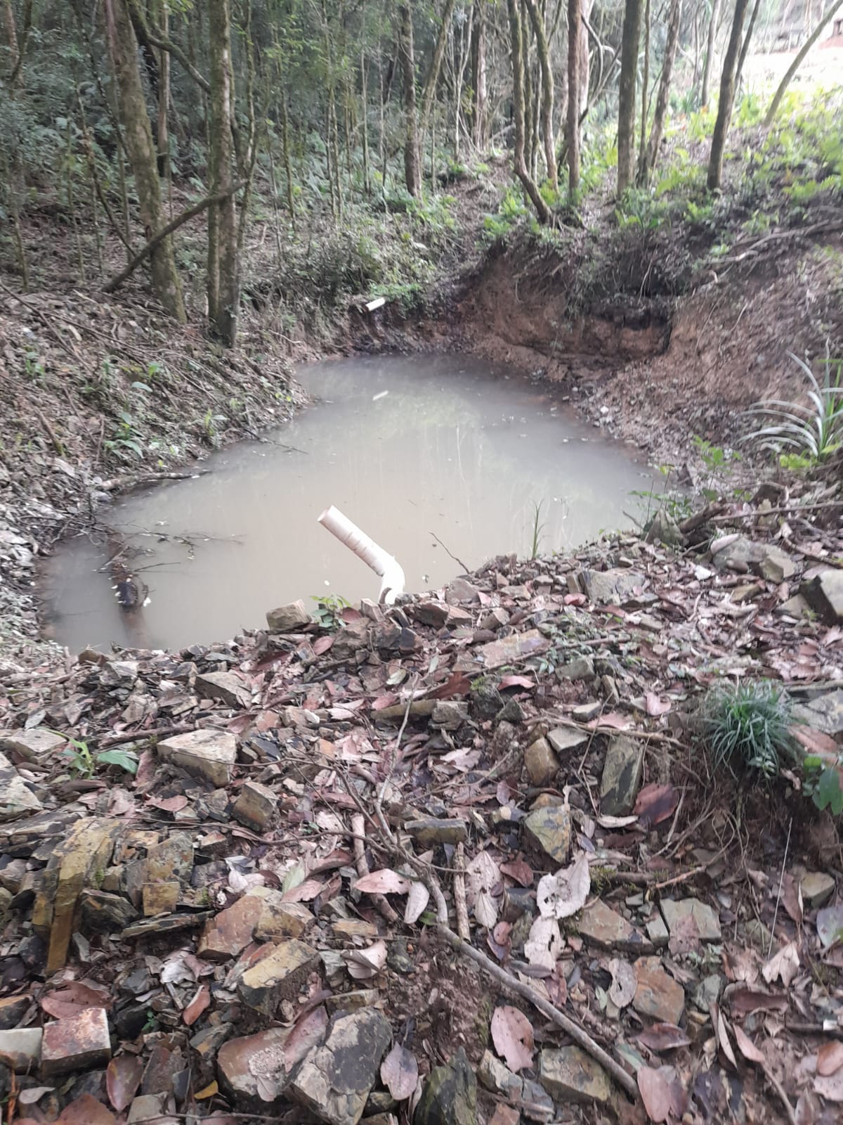 Imagem do A VENDA - Pequena chacara pertinho da cidade